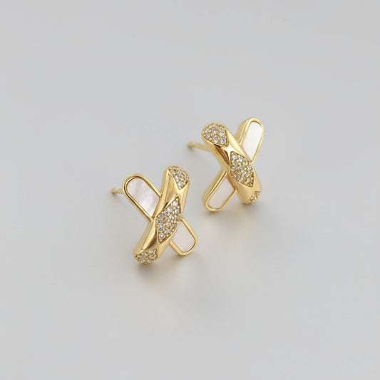 Diamente Cross Shape with White Pearl Shell