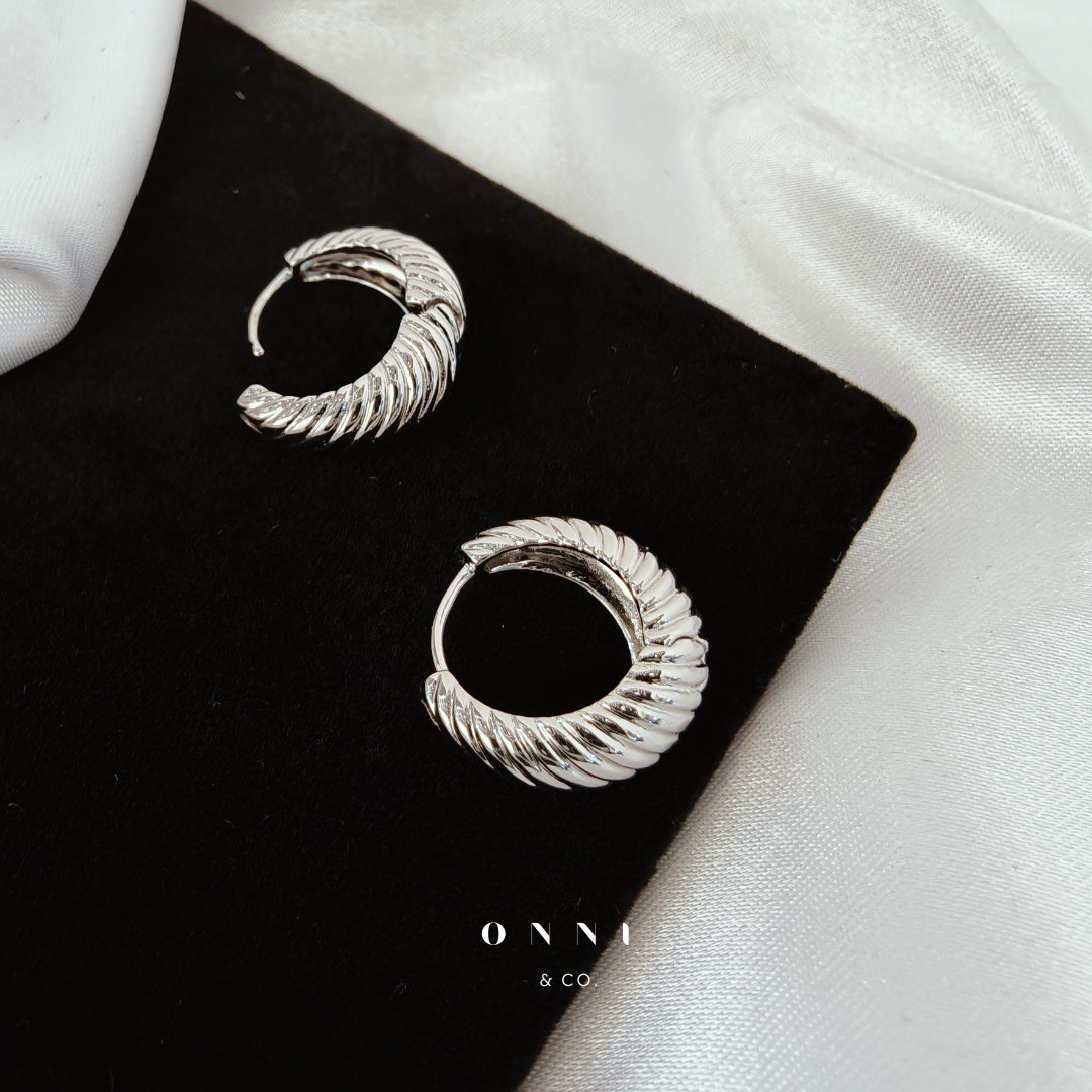Sienna Twist Hoops