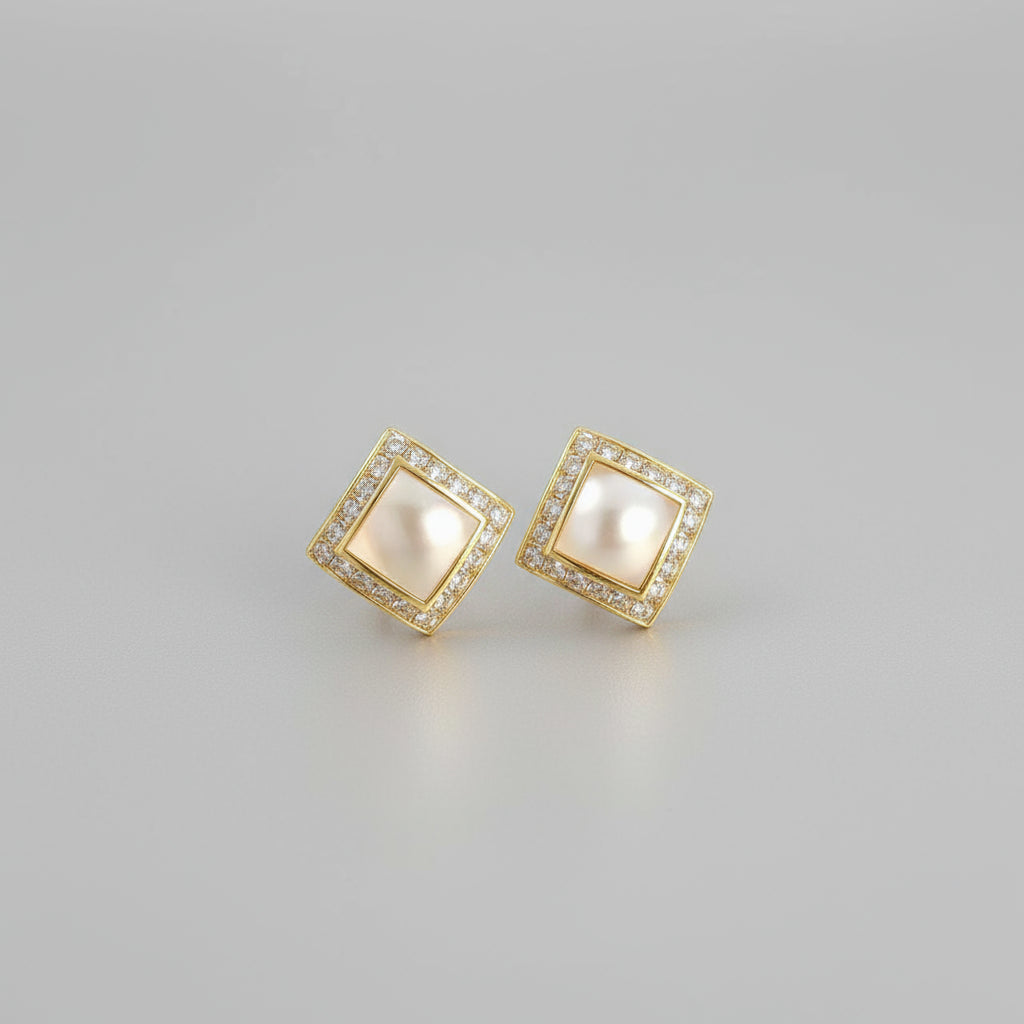 Classic Diamente Square with White Pearl Shell