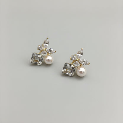 Butterfly Crystal with White Pearl