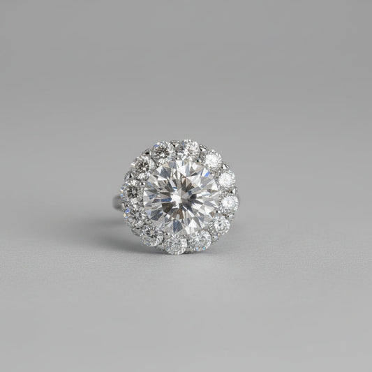 Radiance Bloom Moissanite Diamond Ring