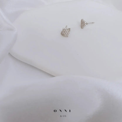 Lumi Fan Studs