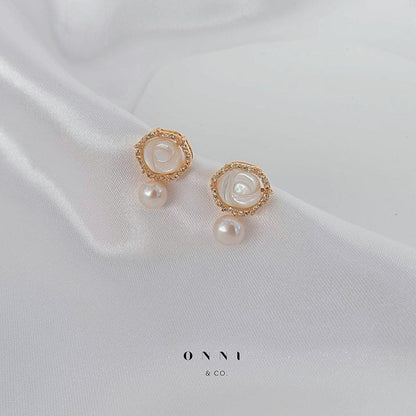 Roselle Pearl Studs