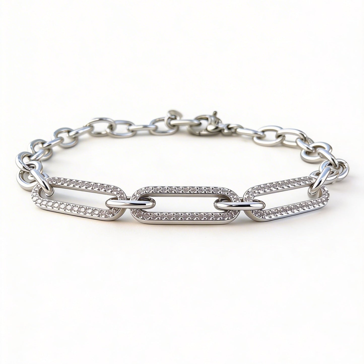 Lumière Pavé Link Bracelet