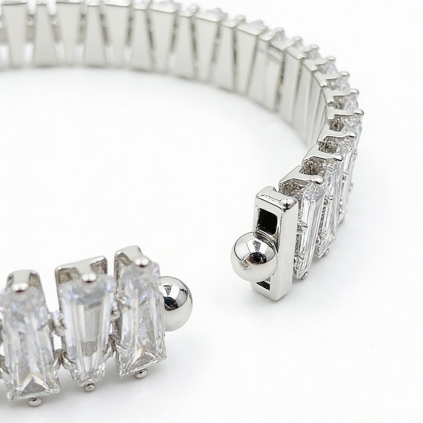 Glacier Baguette Cuff